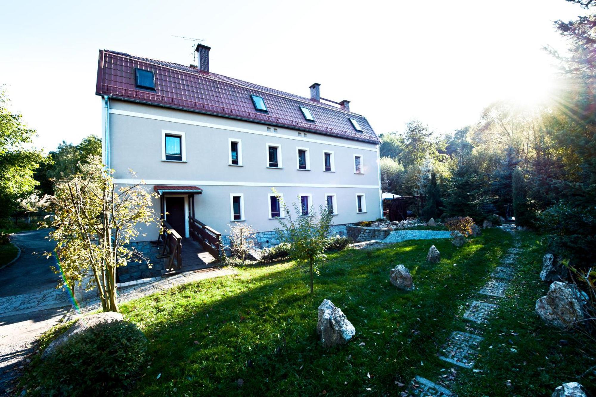 Rancho Slezanski Mlyn Szczepanów Kültér fotó
