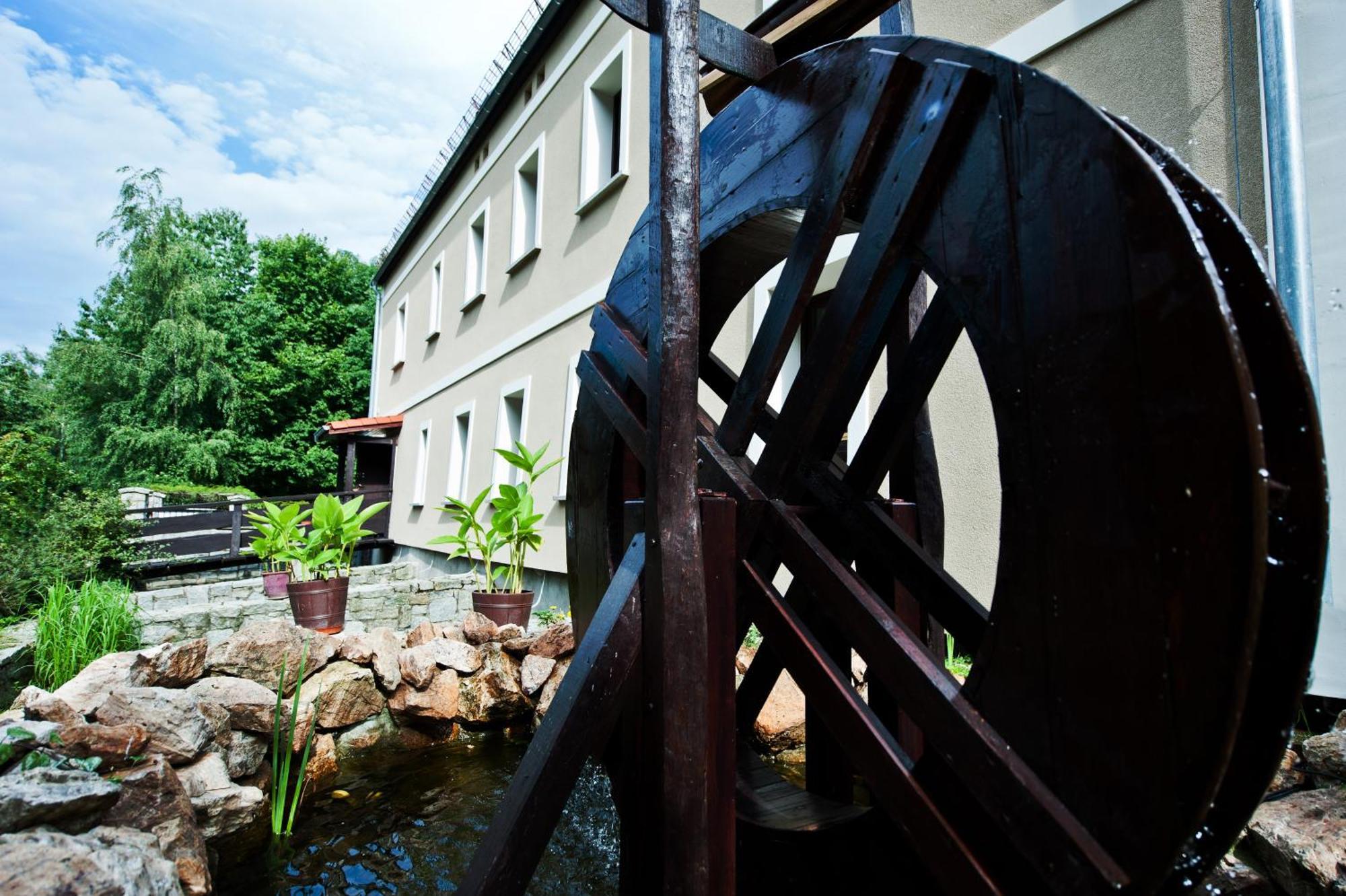 Rancho Slezanski Mlyn Szczepanów Kültér fotó