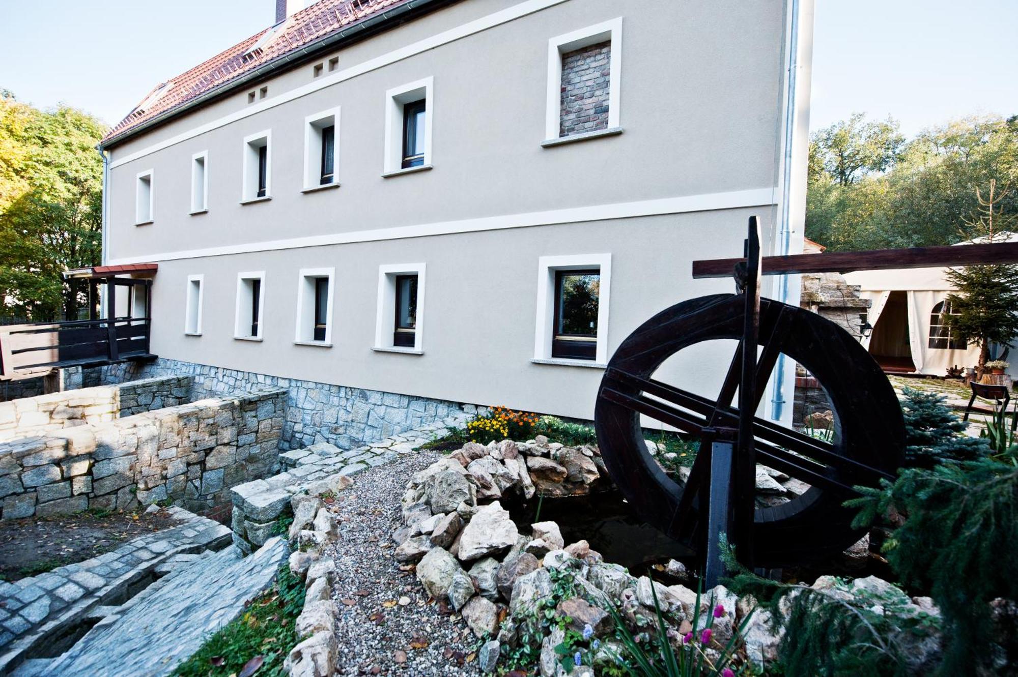Rancho Slezanski Mlyn Szczepanów Kültér fotó
